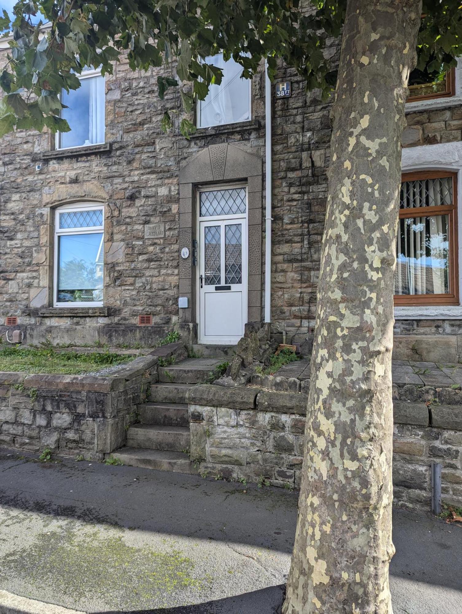 Séjour chez l'habitant R3 - Cozy Small Double - & Access, Wifi, Free Parking - Self Catering *